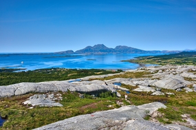 夏日挪威海岸风光摄影图片
